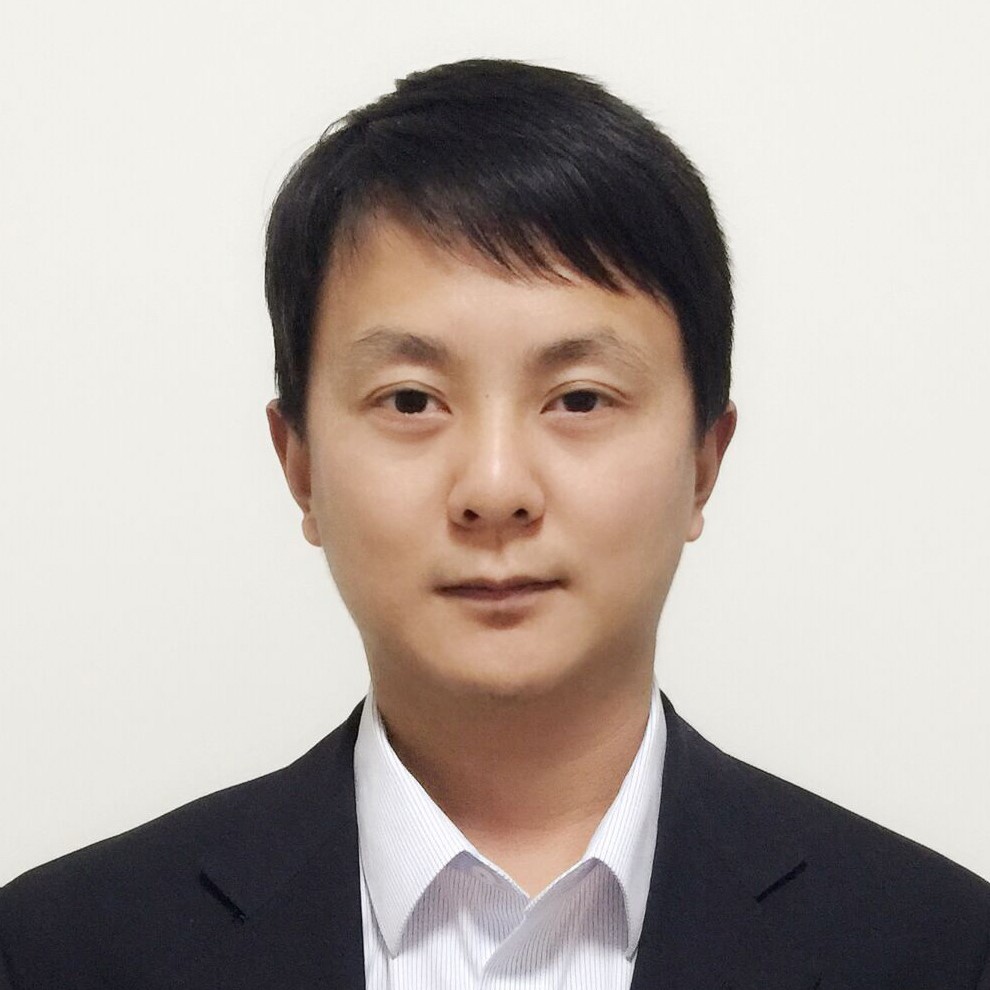 李伟